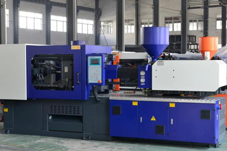 伺服節(jié)能精密注塑機(jī)多少錢一臺(tái)？至少3萬元以上！